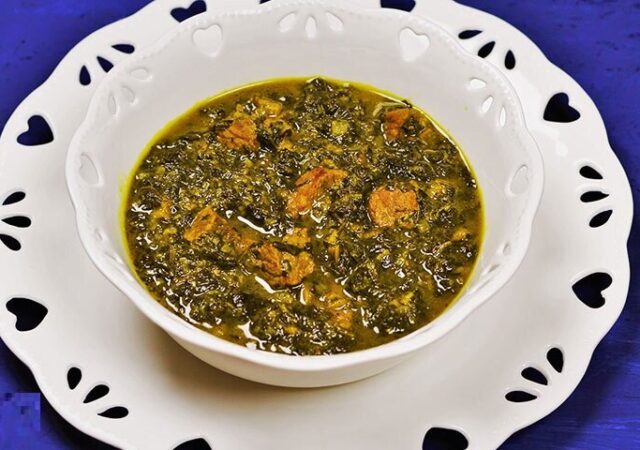 آموزش تهیه خورش تره کردی ؛ خوشمزه و رقیب سرسخت قورمه سبزی