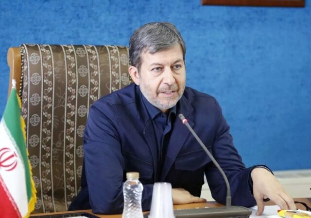 استاندار اصفهان: آب پایدار صنایع از دریا تأمین می‌شود، منابع زیرزمینی نفس می‌کشند