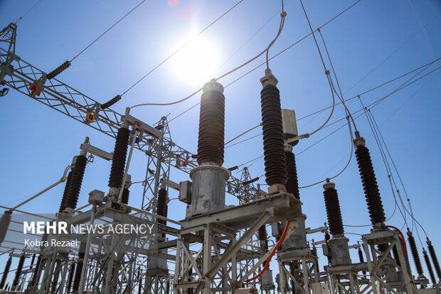 بومی‌سازی ۱۸ قلم کالای راهبردی صنعت آب و برق با کمک دانش بنیان‌ها