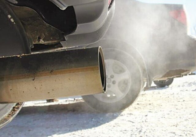 رانندگان مراقب باشند / خودرو دودزا حتی با معاینه فنی متوقف می‌شود