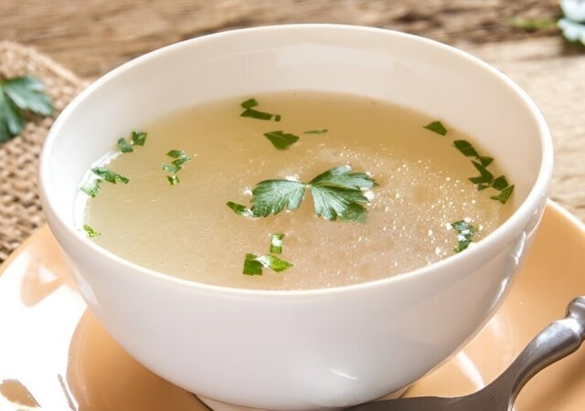 روش تهیه آب قلم خانگی + روش مصرف و نکات مهم | آب قلم چند روز در یخچال سالم می ماند ؟