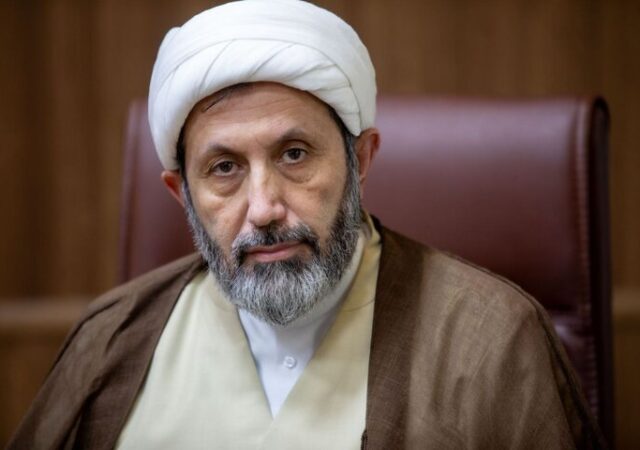 زن در اندیشه غربی کالا و شیء است؛ جامعه پروری زنان در اندیشه دینی