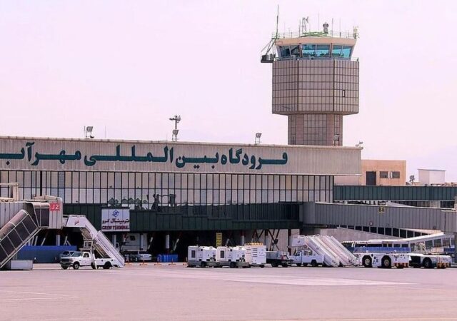 سقف فرودگاه مهرآباد تهران فرو ریخت + عکس