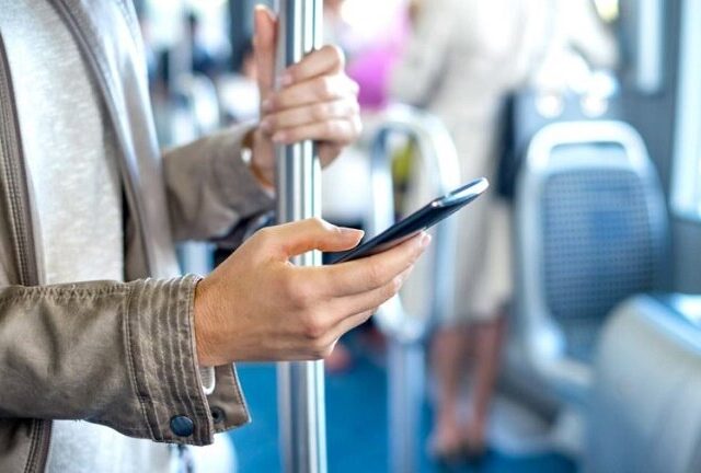 شبکه‌های اجتماعی در نیویورک باید برای نوجوانان برچسب بزنند