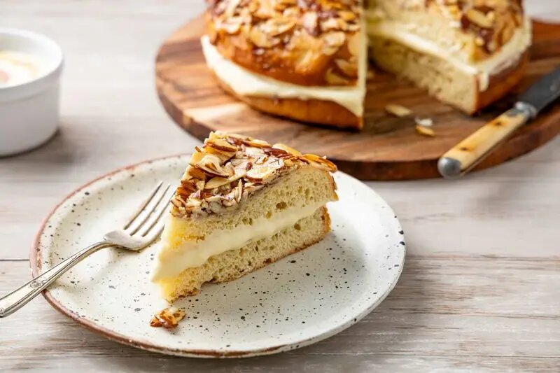 طرز تهیه کیک زنبوری؛ انتخابی کلاسیک و متفاوت برای میز دسر