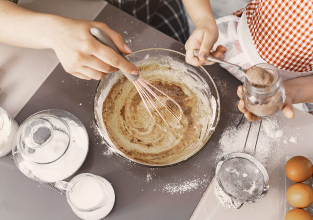 علت بوی تخم مرغ در کیک چیست ؟ ؛ راز از بین بردن بوی تخم مرغ در کیک