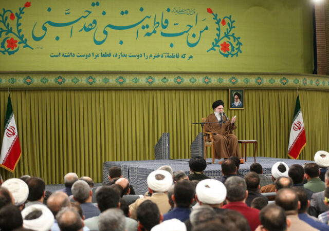 لزوم تغییر آرایش تبلیغاتی ورسانه‌ای دربرابر تلاش دشمن برای تسخیر دل ها