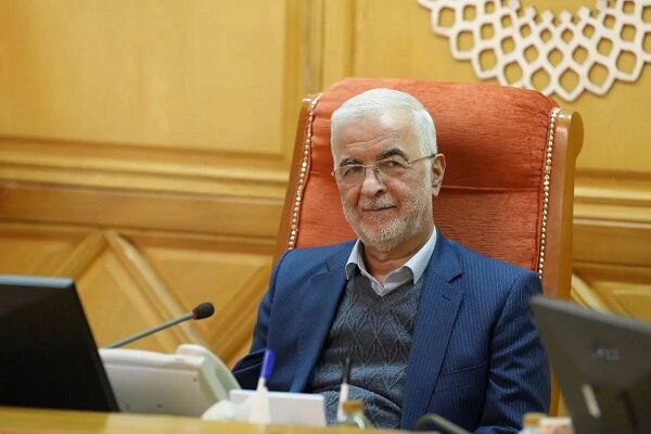 مؤمنی: استان‌ها نمایشگاهی از فرصت‌های سرمایه‌گذاری ارائه دهند