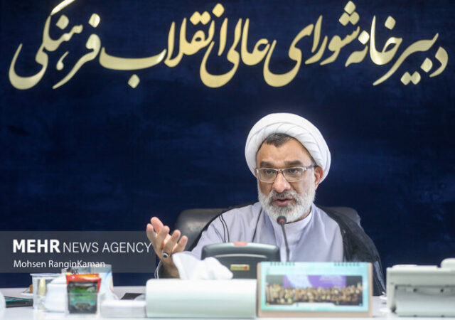 نظر شورای عالی انقلاب فرهنگی درباره کاهش طول دوره تحصیلی