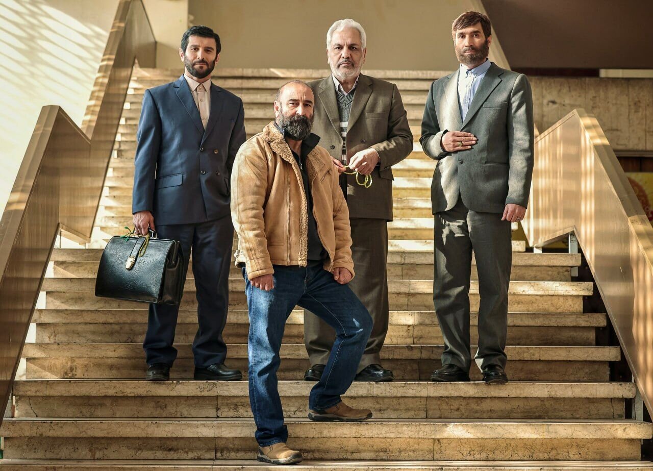 چرا «برای رعنا» با حامد بهداد از «طهران‌۵۷» با پژمان جمشیدی کمتر می‌فروشد؟/ از ملودرام‌ کم‌فروش به‌سوی کمدی‌ پرفروش؛ راهی که سینمای ایران می‌گذارد