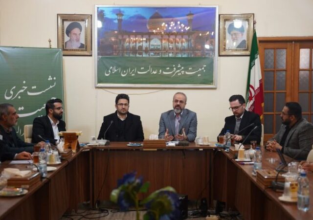 کامل نواب: شیراز به متخصصانی بدون سیاسی کاری در حل مسائل نیازمند است