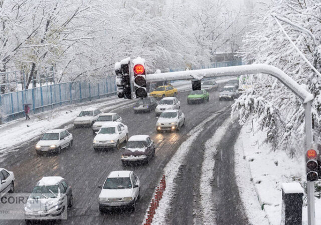 آخرین وضعیت جوی جاده ها: ۲۲ محور مواصلاتی برفی و بارانی است