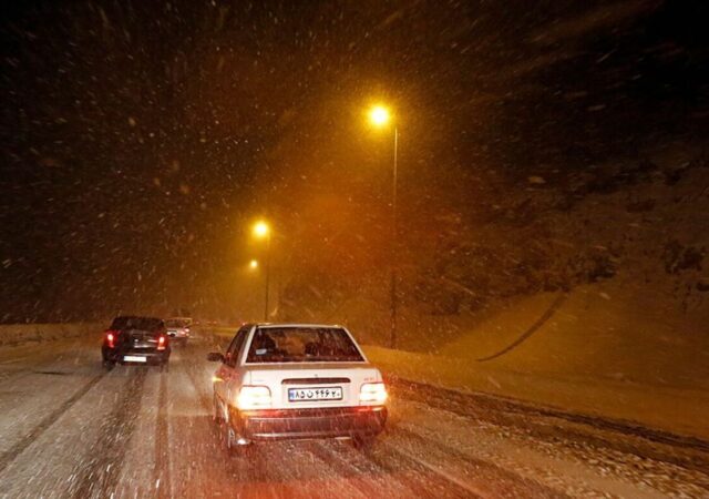 آخرین وضعیت راه‌های کشور امروز ۱۳ دیماه ۱۴۰۴ / فهرست جاده‌های مسدود و برفگیر