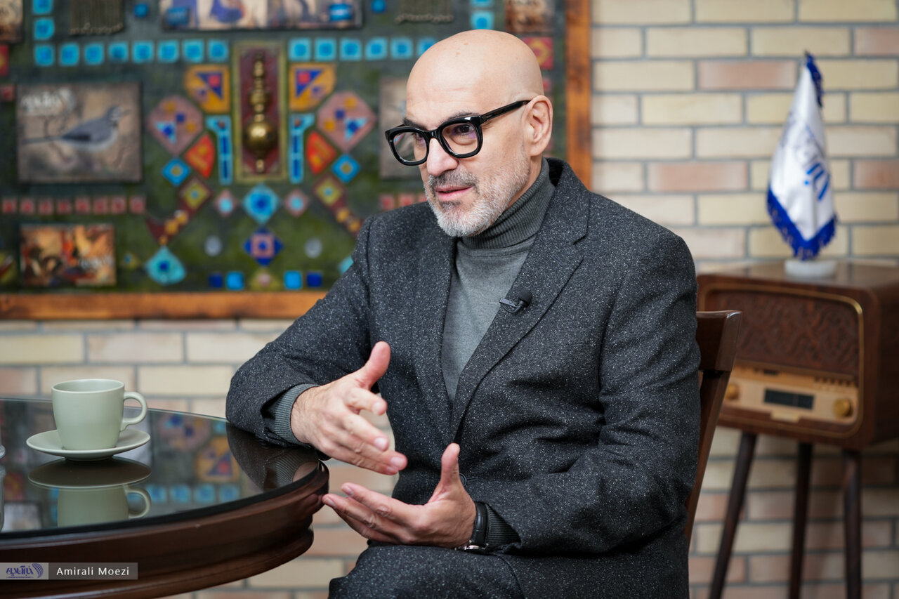 از سختی‌های نشان دادن زندگی شاعرانه فروغ فرخزاد تا مستند کردن زیبایی جهان/ رامین حیدری فاروقی: سانسور حاصل ترس از خود است و هراس از احتمال آشکارگی