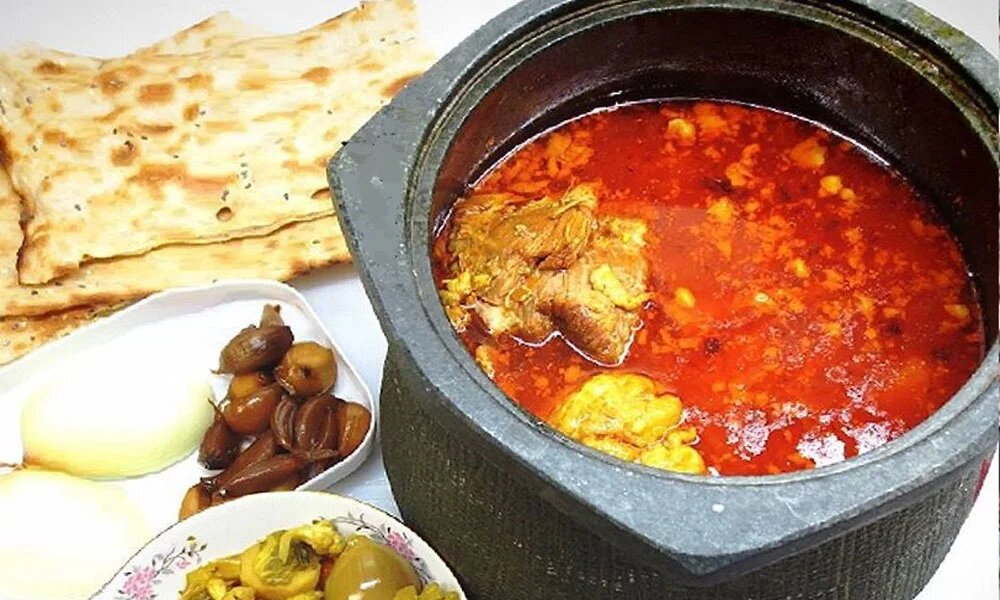 تفاوت دیزی سنتی و آبگوشت ؛ دو نام آشنا با دو هویت متفاوت | رازهای جاافتادن دیزی اصیل به سبک قدیمی