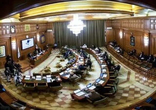 جنجال در شورای شهر / خرید تجهیزات مترو جنجالی شد