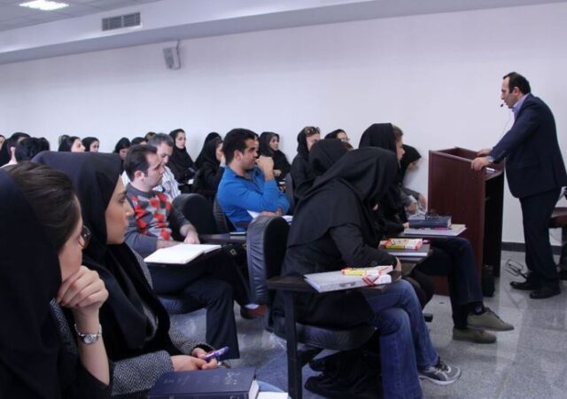دانشجویان بخوانند/ صدور بخشنامه جدید درخصوص غیبت در امتحانات