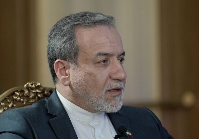 عراقچی: در حال حاضر هیچ مذاکره‌ای با آمریکا نداریم