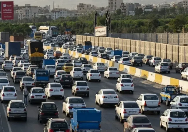 ترافیک سنگین در ۵ محور اصلی کشور/ مسافران بخوانند