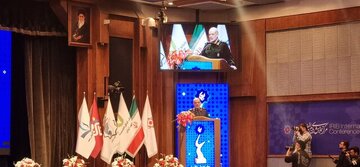 جانشین فرمانده کل سپاه: دستاوردهای دفاعی با تحریم متوقف نمی‌شوند/ انسجام اجتماعی نه‌تنها ضعیف نشد، بلکه در مخالفت با رژیم صهیونیستی و آمریکا تقویت شد