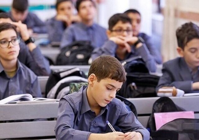خبر مهم برای دانش‌آموزان / ساعت آغاز به کار مدارس در ماه رمضان تغییر می‌کند؟