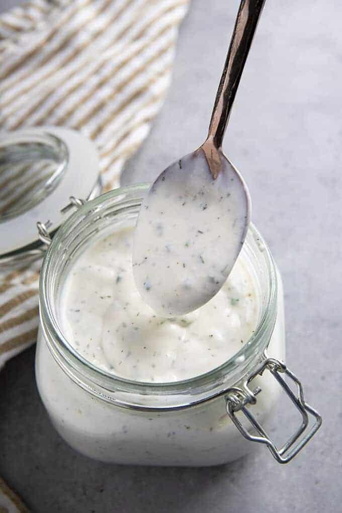 طرز تهیه سس رنچ ؛ کم کالری با طعمی خاص و بی نظیر