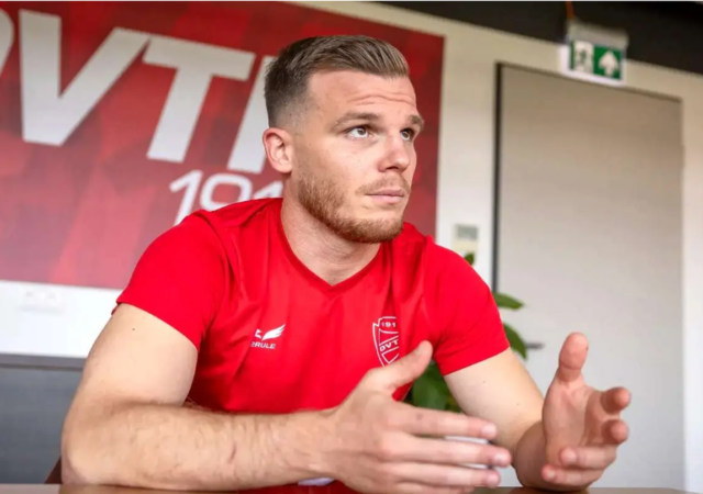 پرسپولیس در بحران! / دو خارجی اوسمار همزمان محروم شدند