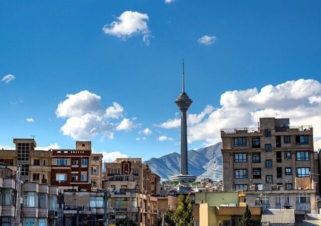 کیفیت هوای تهران در مرز هشدار / میانگین شاخص ۹۸ شد