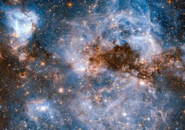 ناسا اولین زنی که به ماه می‌رود را معرفی کرد+ عکس