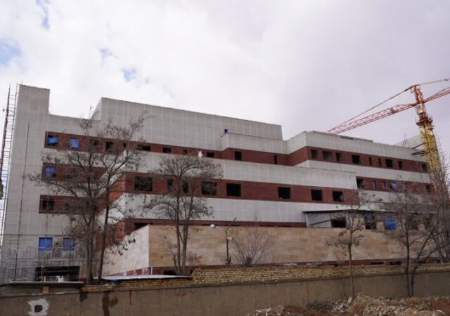 اهدای ۳۰ میلیارد تومان برای بازسازی بیمارستان روزبه توسط یک پرستار