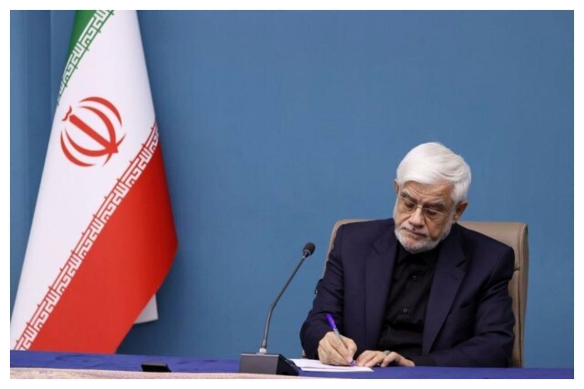 تصمیم نهایی ایران درباره تنگه هرمز / عارف: امنیت تنگه دیگر رایگان نیست