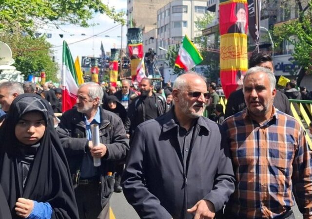 حضور رئیس دفتر پزشکیان در مراسم چهلم رهبر شهید