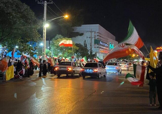 حماسه میدان داری مردم در بوستان شهید مطهری کرمان