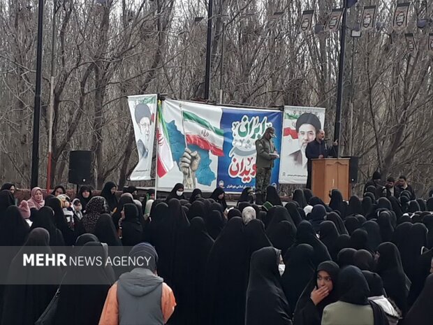 دلبران میزبان حماسهای زنانه؛ رژه شقایقهای ظهور در قاب ایمان و اقتدار دلبران میزبان حماسهای زنانه؛ رژه شقایقهای ظهور در قاب ایمان و اقتدار