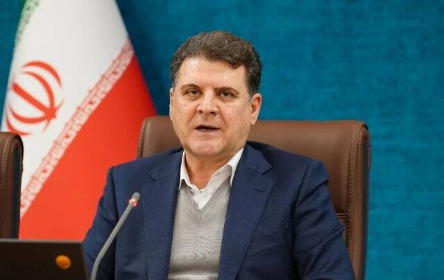زینی‌وند: تعویق انتخابات برای حفظ انسجام ملی در شرایط جنگی بود