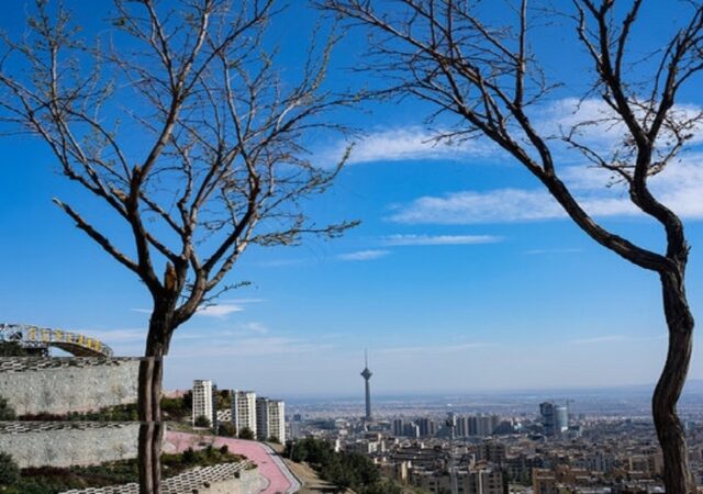 شاخص کیفیت هوای تهران امروز چهارشنبه ۲۶ فروردین ۱۴۰۵/ هوای پایتخت پاک است