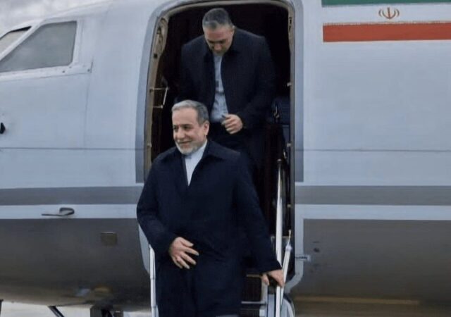 عراقچی برای دیدار با پوتین وارد سن‌پترزبورگ شد