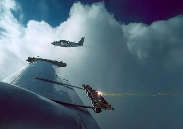 موشک‌های ایرانی دلیل بارش‌های اخیر کشور / رادار‌های نظامی منطقه موجب خشکسالی ایران شدند؟