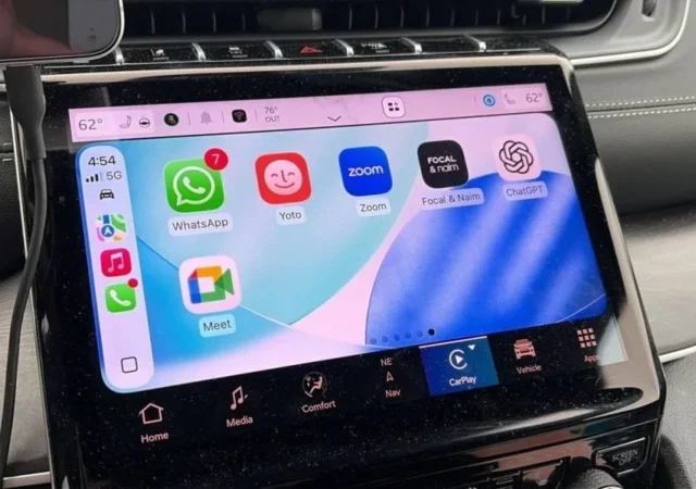 همکاری OpenAI و اپل: اپلیکیشن اختصاصی ChatGPT برای CarPlay منتشر شد