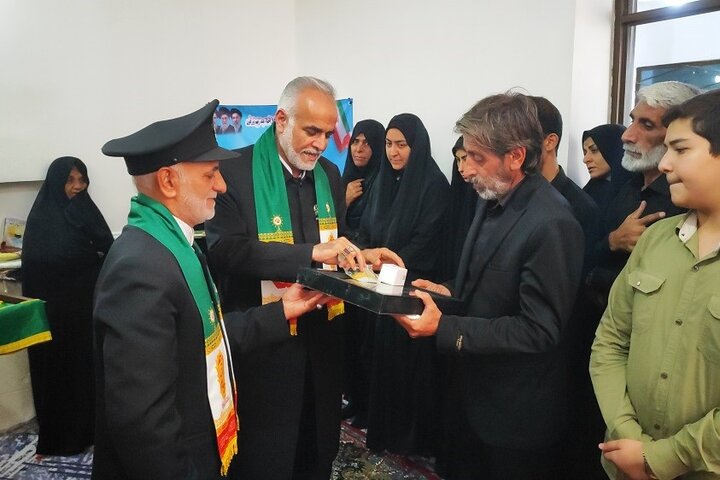 ورود کاروان «زیر سایه خورشید» حامل پرچم مبارک رضوی به شهرستان زهک