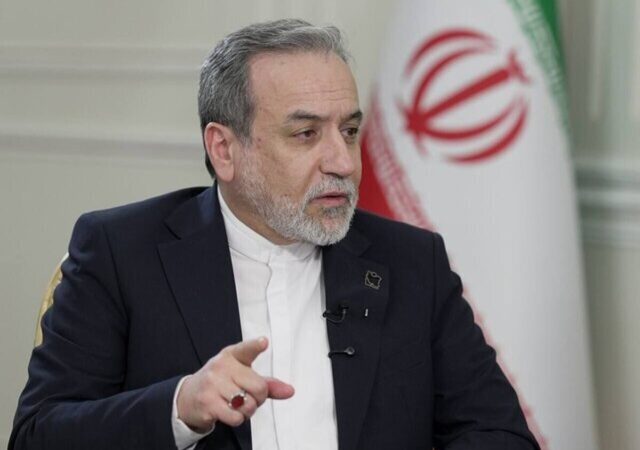 گفت‌وگوی تلفنی عراقچی با وزیران خارجه قبرس و آذربایجان