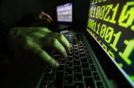 بدافزارهای جاسوسی چه بلایی سر گوشی شما می‌آورند؟