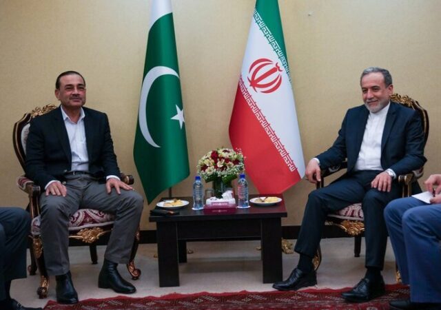 دیدار مجدد عاصم منیر با عراقچی