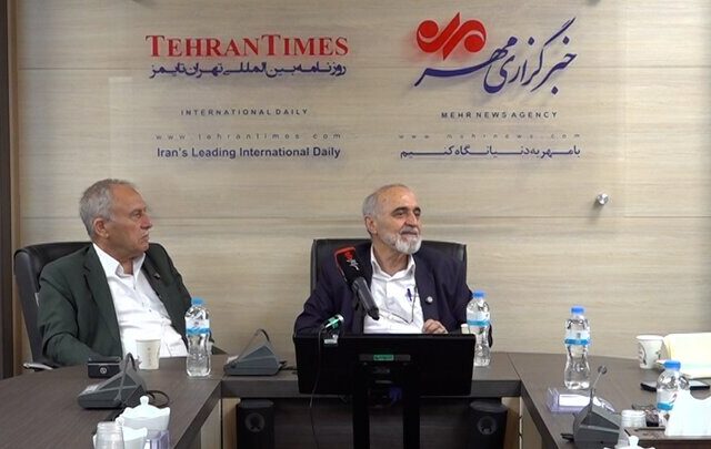 سلفی‌گری مهمان ناخوانده‌ ۲۰۰ ساله؛ بازگشت به ریشه ها راه نجات است