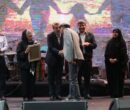 شبی برای قهرمانان بی‌ادعا؛ هنرمندان به احترام آتش‌نشانان ایستادند