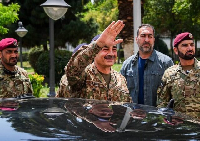 عاصم منیر وارد تهران شد