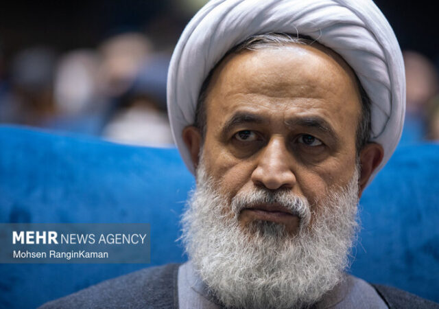 مسلمانان با ترک جهاد آبروی دین را می‌برند؛ شهید رئیسی «حق‌الجهاد» کرد