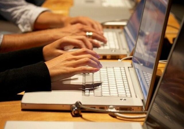 وضعیت تاسف‌بار اینترنت اساتید دانشکده پزشکی دانشگاه تهران/ بازگشت به دهه هفتاد
