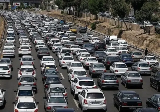 آخرین وضعیت جاده‌ها / ترافیک سنگین در محورهای شمالی و منتهی به تهران