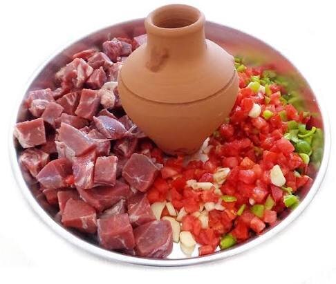 تستی کباب؛ جادوی آشپزی در یک کوزه سفالی | این غذا چرا اینقدر معروف است؟ تستی کباب؛ جادوی آشپزی در یک کوزه سفالی | این غذا چرا اینقدر معروف است؟